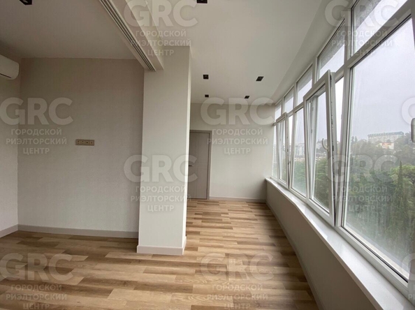 
  Продается 2-комн. квартира, 91 м², Первомайская ул, д. 21
. Фото 5.