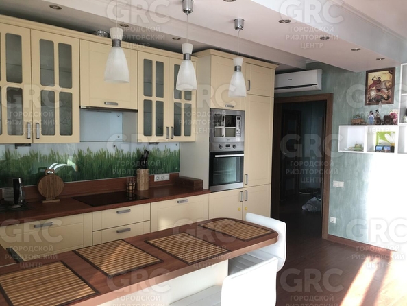 
  Продается 3-комн. квартира, 79 м², Депутатская ул, д. 15/10
. Фото 2.