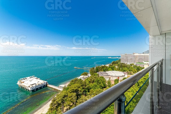 
  Продается 3-комн. квартира, 128 м², Черноморская ул, д. 10
. Фото 17.