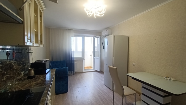 
  Продается 1-комн. квартира, 46 м², Адмирала Пустошкина ул, д. 22с1
. Фото 2.