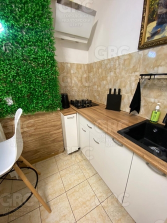 
  Продается 2-комн. квартира, 42.8 м², Вишневая ул, д. 26/5
. Фото 6.