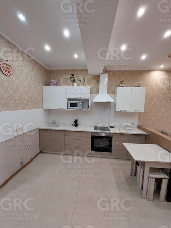 
  Продается 2-комн. квартира, 50.8 м², Ленина ул, д. 288
. Фото 2.