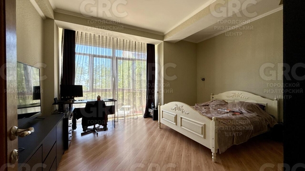 
  Продается 3-комн. квартира, 140 м², Анапская ул, д. 3/12
. Фото 9.
