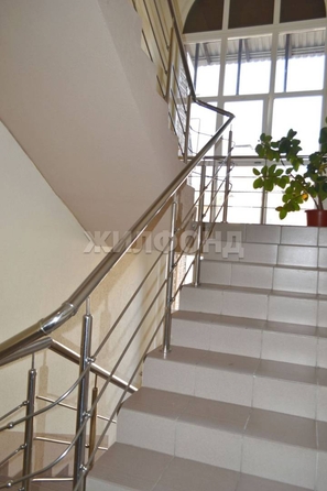 
   Продам 2-комнатную, 65 м², Амбровая ул, 33

. Фото 8.