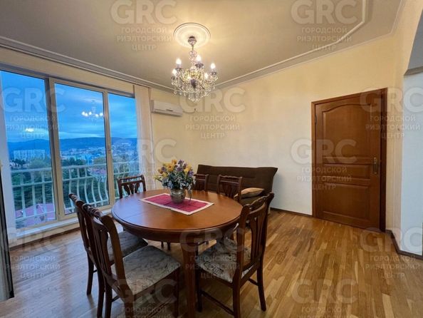 
  Продается 2-комн. квартира, 84.2 м², Чайковского ул, д. 23/1
. Фото 7.