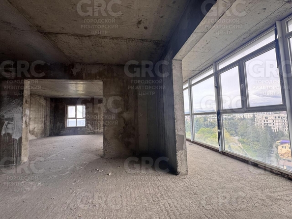 
  Продается 2-комн. квартира, 84 м², Виноградная ул, д. 4
. Фото 8.