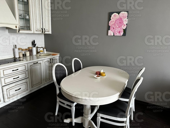 
  Продается 3-комн. квартира, 70 м², Невская ул, д. 18
. Фото 8.