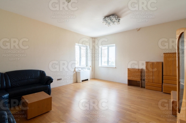 
  Продается 3-комн. квартира, 110.3 м², Виноградная ул
. Фото 15.