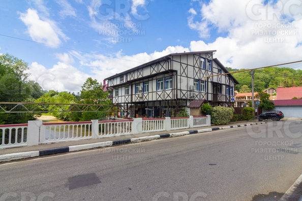 
  Продается дом, 260 м², Сочи
. Фото 2.