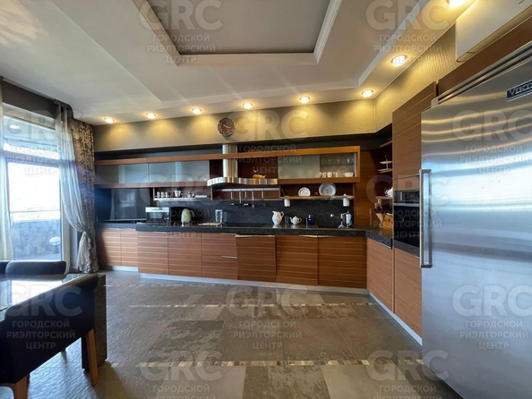 
  Продается 3-комн. квартира, 160 м², Депутатская ул, д. 2
. Фото 27.