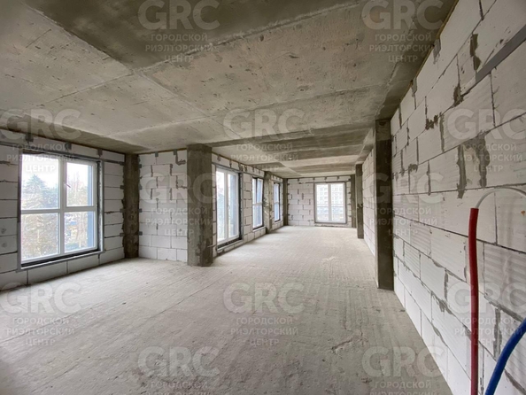 
  Продается 3-комн. квартира, 72.5 м², Туапсинская ул, д. 10
. Фото 1.