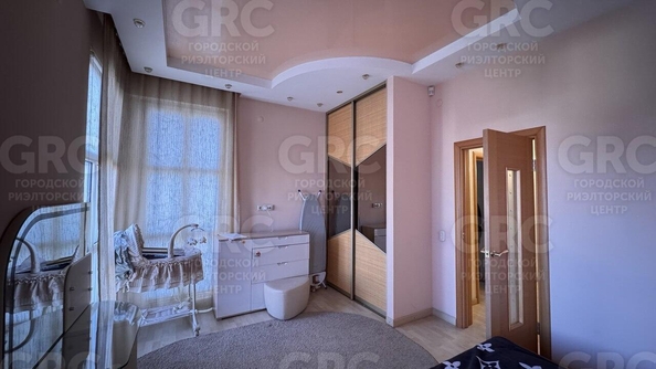 
  Продается 3-комн. квартира, 134.4 м², Войкова ул, д. 35
. Фото 3.