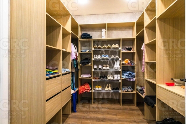 
  Продается 3-комн. квартира, 106 м², Дагомысский пер, д. 18
. Фото 10.