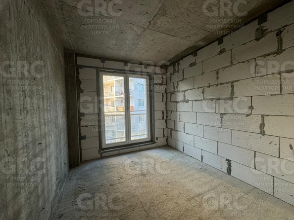 
  Продается 3-комн. квартира, 80 м², Туапсинская ул, д. 10
. Фото 9.