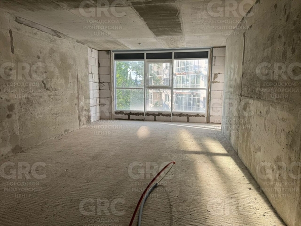 
  Продается 3-комн. квартира, 80 м², Туапсинская ул, д. 10
. Фото 1.