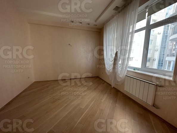 
  Продается 3-комн. квартира, 134 м², Бамбуковая ул, д. 48
. Фото 4.