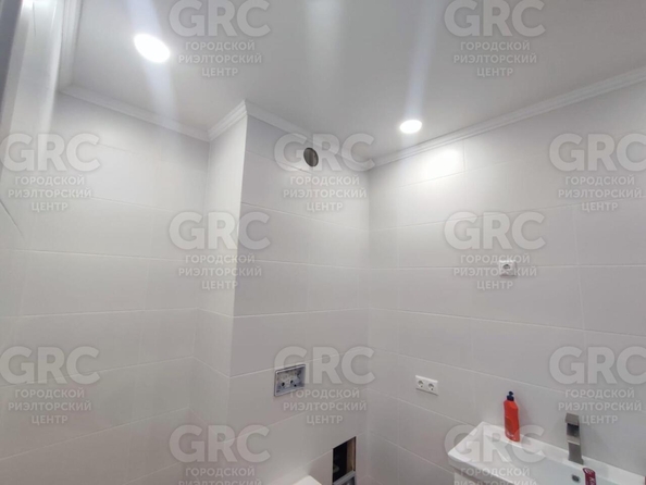 
  Продается 3-комн. квартира, 63 м², Учительская ул, д. 9
. Фото 33.