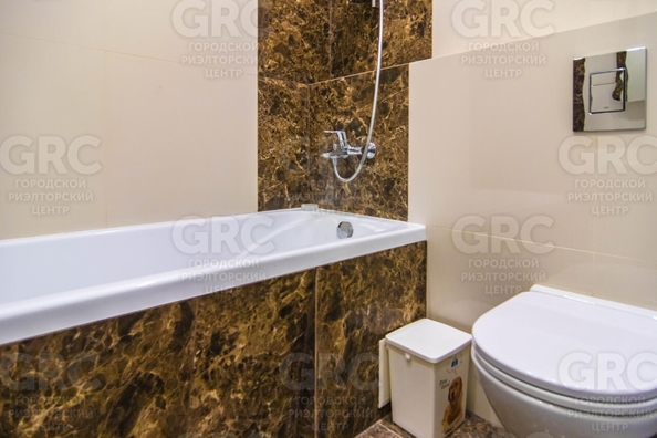 
  Продается 2-комн. квартира, 54 м², Учительская ул, д. 9
. Фото 13.