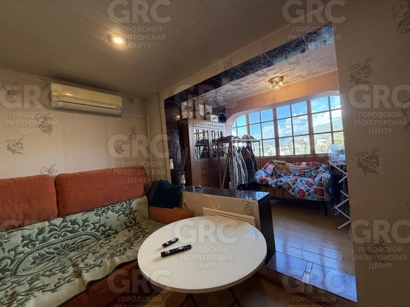 
  Продается 2-комн. квартира, 64 м², Вишневая ул, д. 23
. Фото 6.