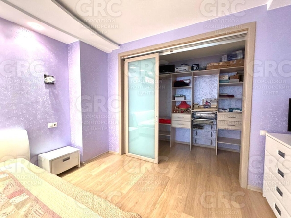 
  Продается 2-комн. квартира, 67 м², Роз ул, д. 52
. Фото 5.