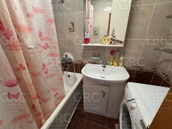 
  Продается 3-комн. квартира, 65.7 м², Вишневая ул, д. 24
. Фото 25.