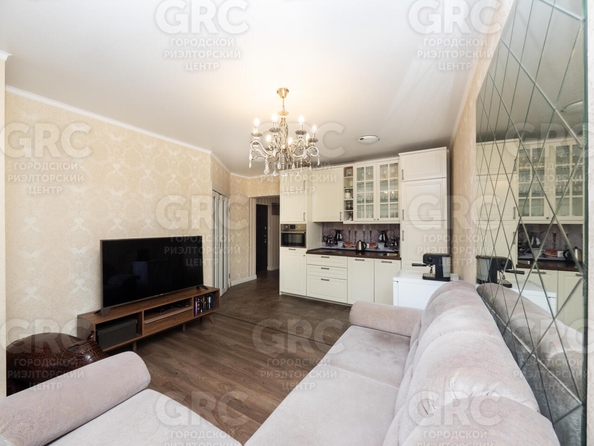 
  Продается 3-комн. квартира, 60 м², Горького ул, д. 87
. Фото 1.