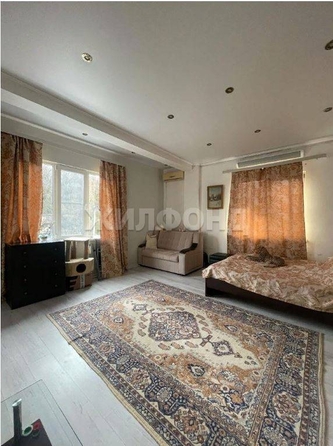 
   Продам 2-комнатную, 50 м², Енисейская ул, 61

. Фото 2.