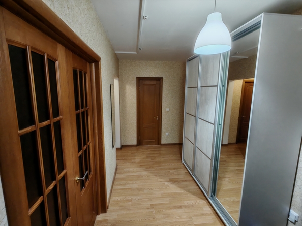 
  Сдам 2-комн. квартиру 61 м². Фото 8.
