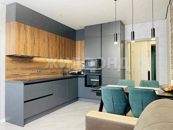 
  Продается 3-комн. квартира 74.7 м². Фото 1.