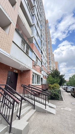 
  Продается 4-комн. квартира 93.2 м². Фото 1.