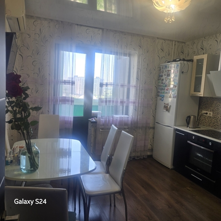 
  Продам 2-комн. квартиру 54.1 м². Фото 11.