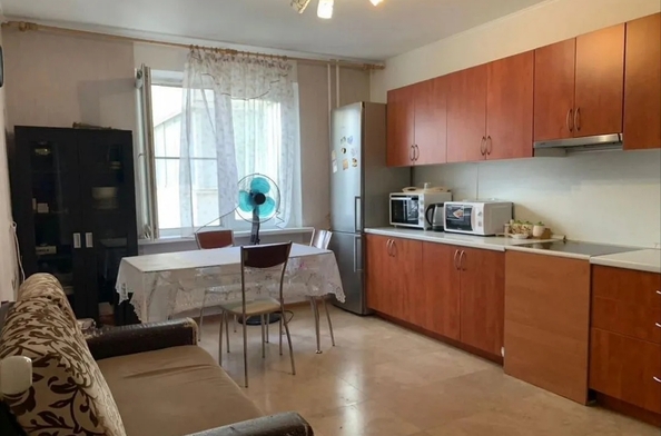 
  Продается 2-комн. квартира 66 м². Фото 2.