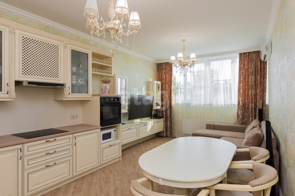 
  Продается 2-комн. квартира 76.1 м². Фото 1.