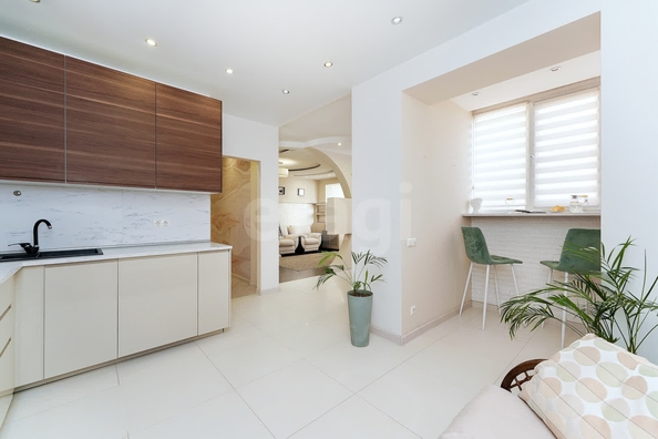 
  Продается 4-комн. квартира 136.1 м². Фото 6.