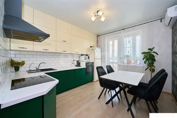 
  Продается 2-комн. квартира 76.8 м². Фото 1.