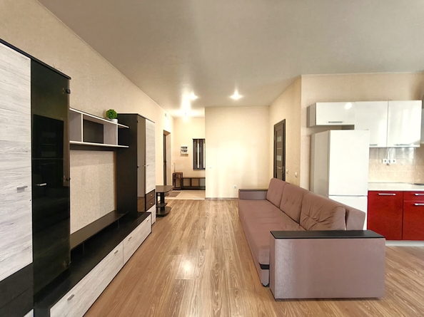 
  Продается 2-комн. квартира 66.4 м². Фото 1.