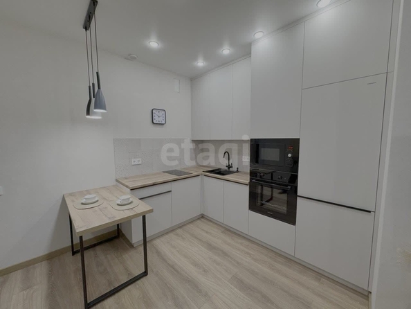 
  Продается 1-комн. квартира 40.7 м², в МКР Любимово, 2 квартал литер 1. Фото 2.