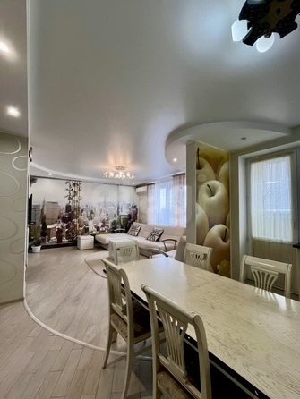 
  Продается 4-комн. квартира 111.1 м². Фото 1.