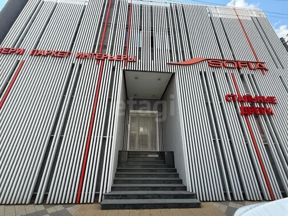 
  Сдается универсальное помещение 600 м². Фото 1.