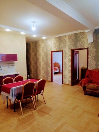
   Продам 2-комнатную, 80 м², Толстого ул, 120

. Фото 3.