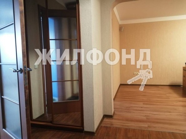 
   Продам 3-комнатную, 120 м², , 100/8

. Фото 23.