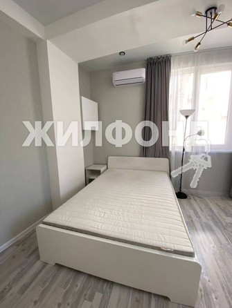 
   Продам 1-комнатную, 34 м², Виноградная (Центральный р-н) ул, 121/6

. Фото 2.