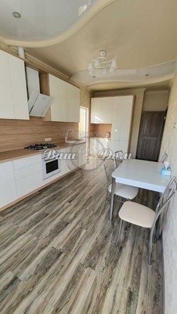 
   Продам 2-комнатную, 86 м², Островского ул, 149ак1

. Фото 2.