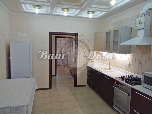 
   Продам 3-комнатную, 104 м², Куникова ул, 22

. Фото 2.