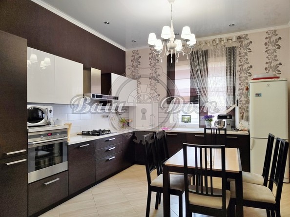 
   Продам дом, 350 м², Геленджик

. Фото 11.