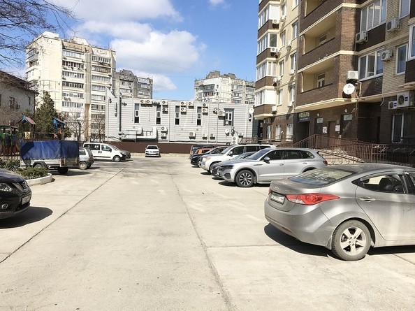 
   Продам помещение свободного назначения, 166 м², Ленина ул, 136

. Фото 4.