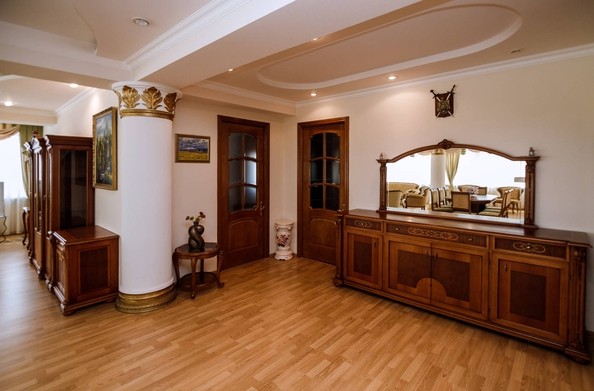 
   Продам 3-комнатную, 178 м², Карбышева пер, 5

. Фото 7.