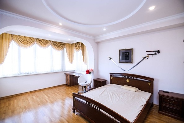 
   Продам 3-комнатную, 178 м², Карбышева пер, 5

. Фото 15.