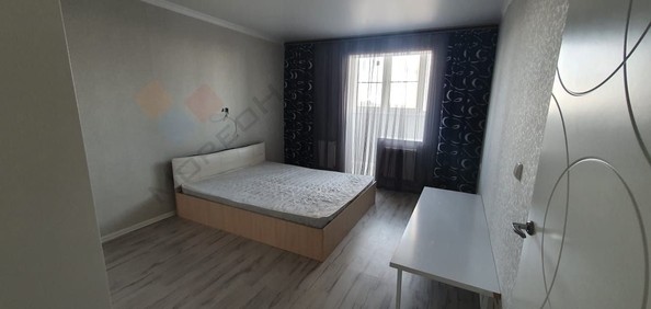 
   Продам 2-комнатную, 57 м², Академика Лукьяненко П.П. ул, 10

. Фото 3.