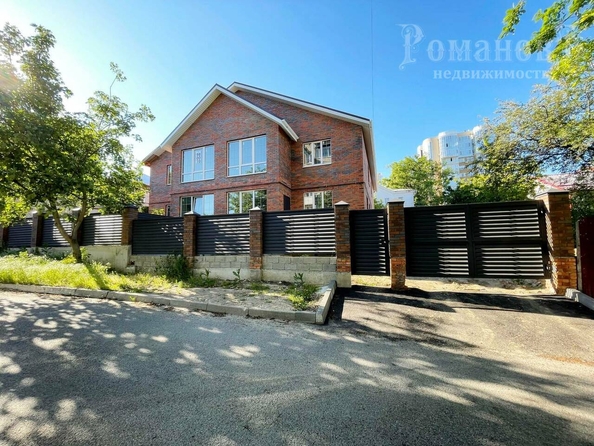 
   Продам дом, 138.3 м², Ставрополь

. Фото 1.